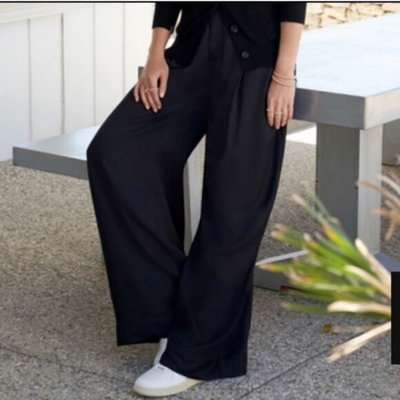 Sugoi Kiera Black Pants - Picture 1 of 9